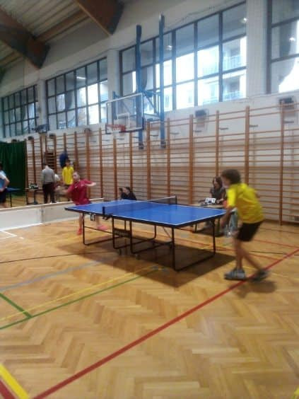 Mistrzostwa Dzielnicy w tenisie stołowym dziewcząt i chłopców w kategorii Igrzyska Dzieci i Igrzyska Młodzieży - Obrazek 4