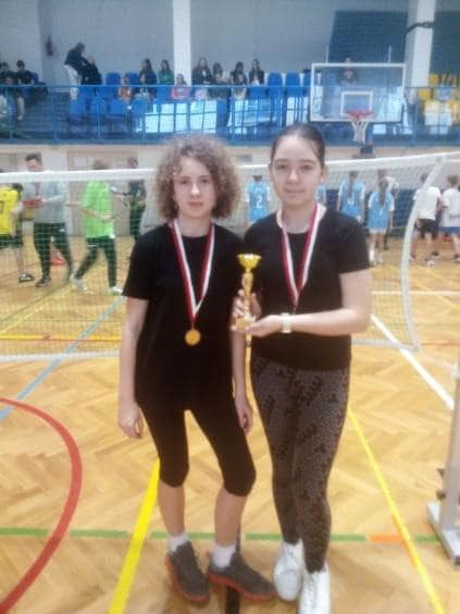 Mistrzostwa Dzielnicy w badmintonie dziewcząt i chłopców w kategorii Igrzyska Dzieci - Obrazek 6