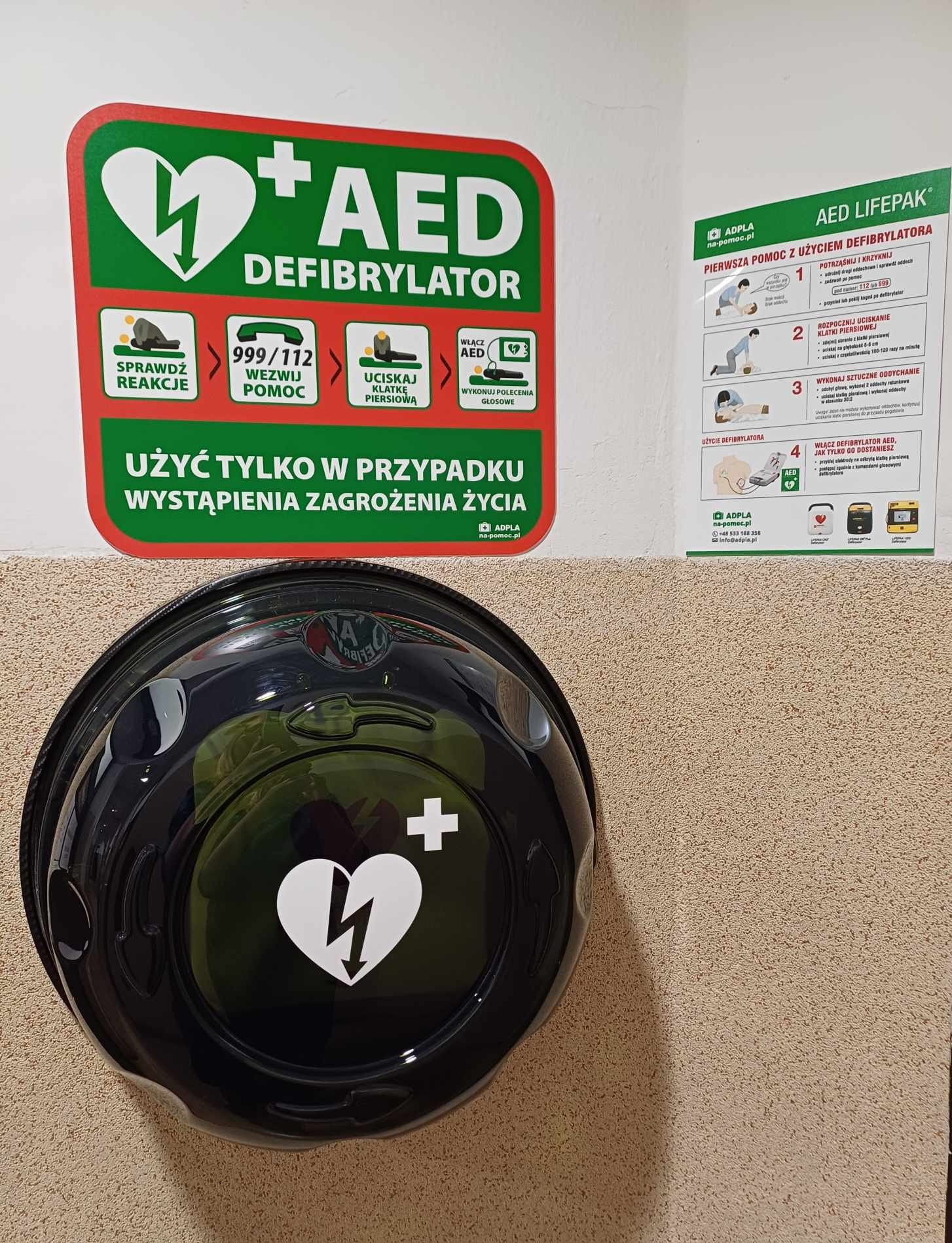 Defibrylator AED w naszej szkole - Obrazek 1