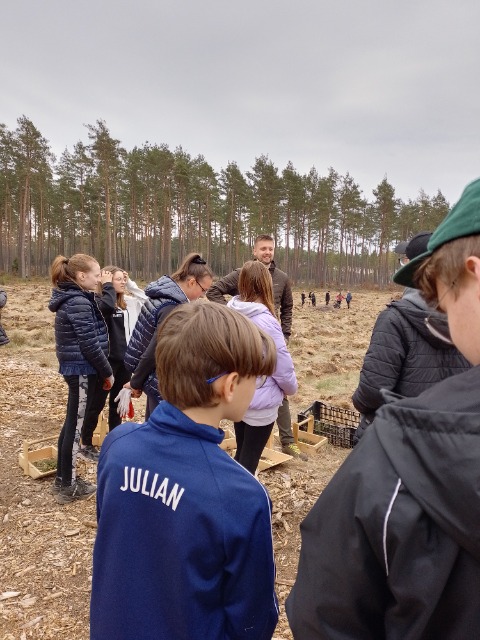 Ogólnopolskiej akcji sadzenia lasów "Łączą nas drzewa" - Obrazek 4