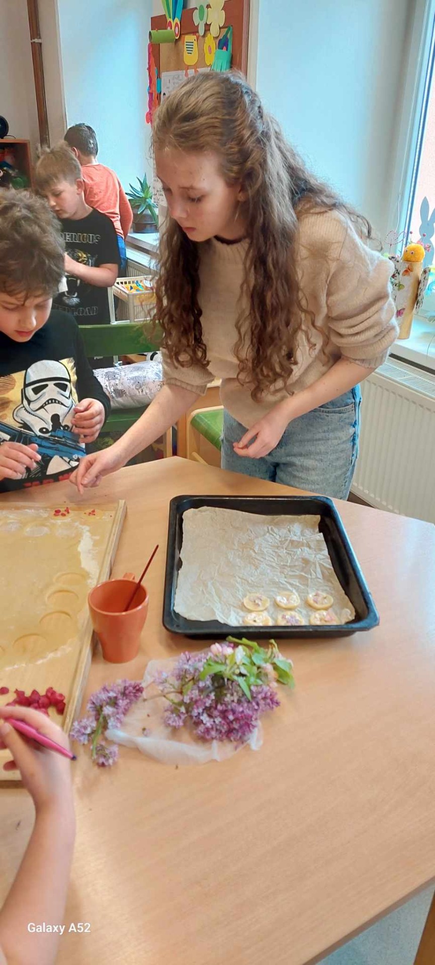 Ekotým ve školní družině - pečení sušenek - Obrázek 2