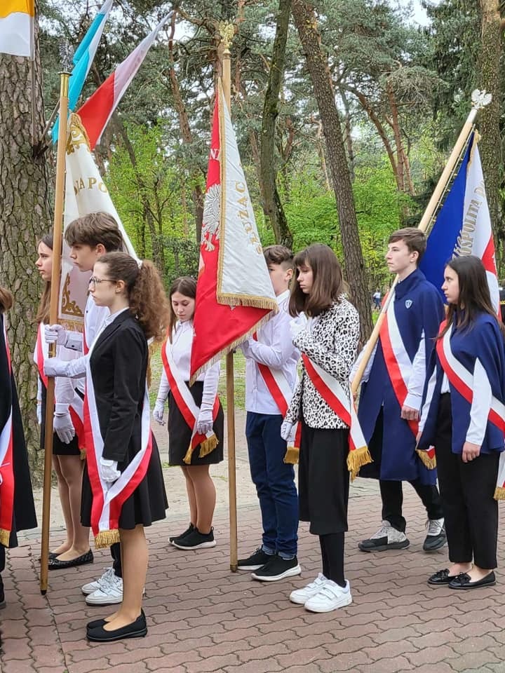 12 kwietnia - Dzień Pamięci Ofiar Zbrodni Katyńskiej w Otwocku - Obrazek 3