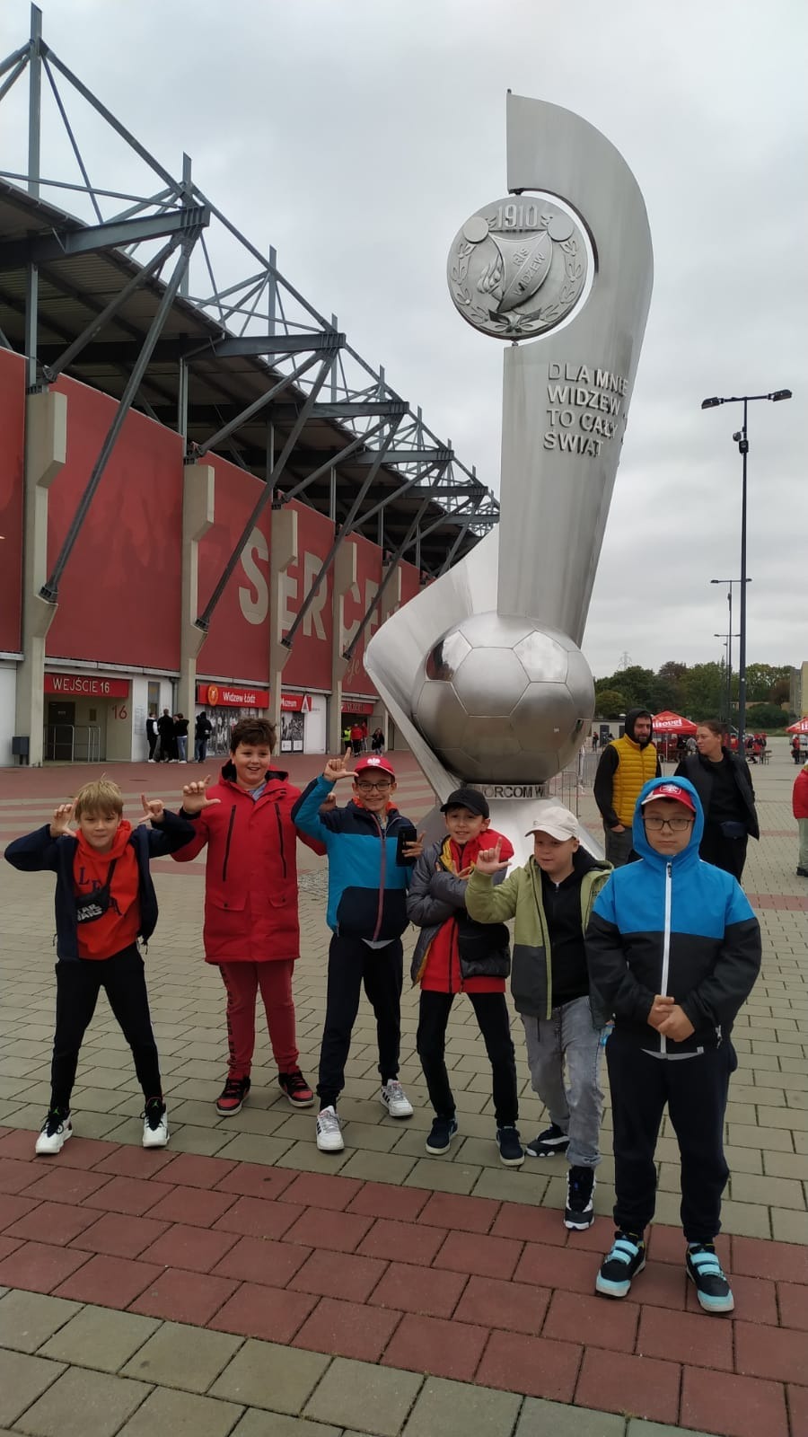 Przygoda naszych uczniów na stadionie RTS Widzew Łódź - Obrazek 5