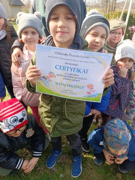 W ramach realizacji zadań z projektu "Witaj Wiosno" przedszkolaki otrzymały certyfikat. - Obrazek 1