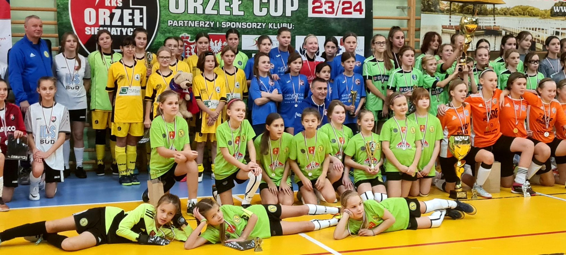 Turniej Piłki Halowej Dziewcząt w Siemiatyczach - 18.12.2023 r.