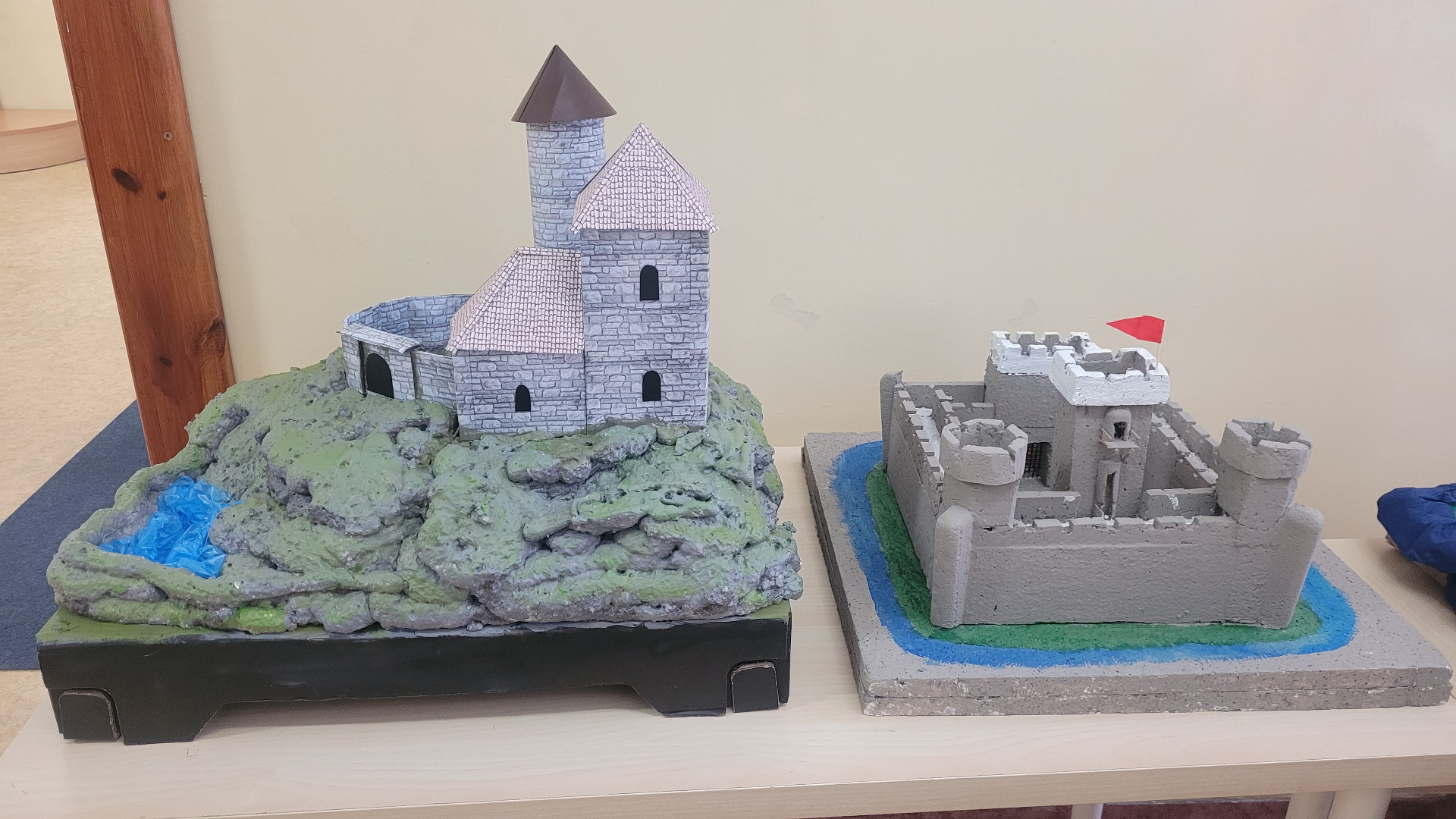 Zamek rycerski - prace uczniów klasy V w ramach projektu historycznego - Obrazek 4