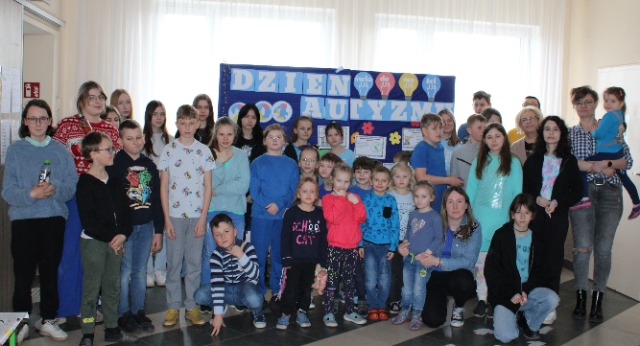 Światowy Dzień Świadomości Autyzmu Niepubliczna Szkoła Podstawowa w Kosowie  - Obrazek 4
