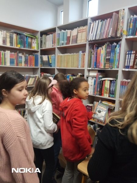 W tym tygodniu czytamy w bibliotece książki autorów polskich !!!                                    📔📒📕📗📘📙📚📖 - Obrazek 3