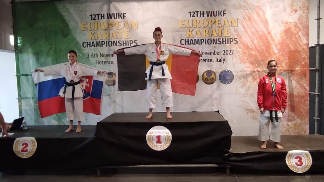 Súrodenci Švaraloví- Majstrovstvá Európy v karate - Obrázok 2