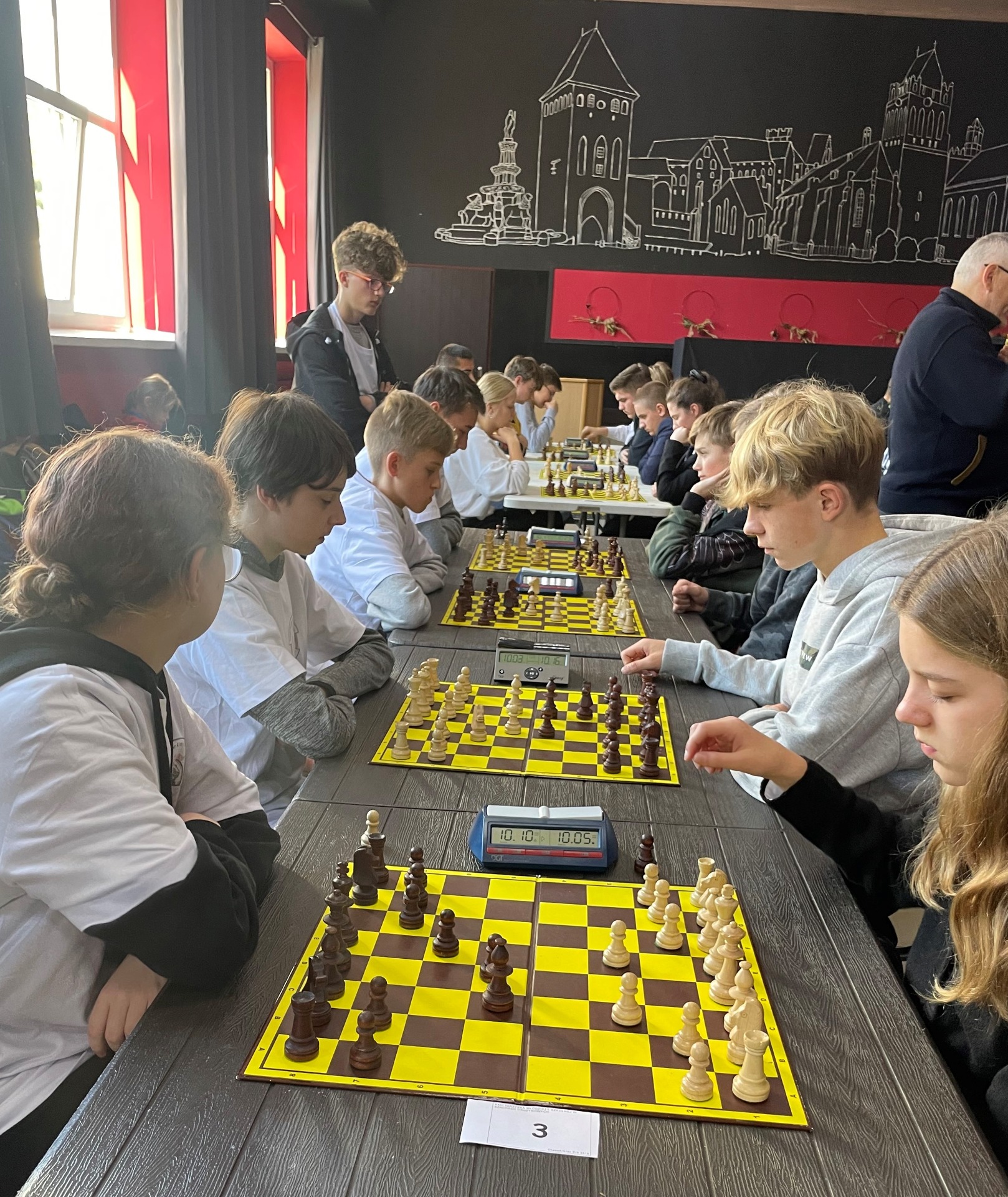 II miejsce naszej drużyny szachowej w wojewódzkich Igrzyskach Młodzieży Szkolnej - Obrazek 4