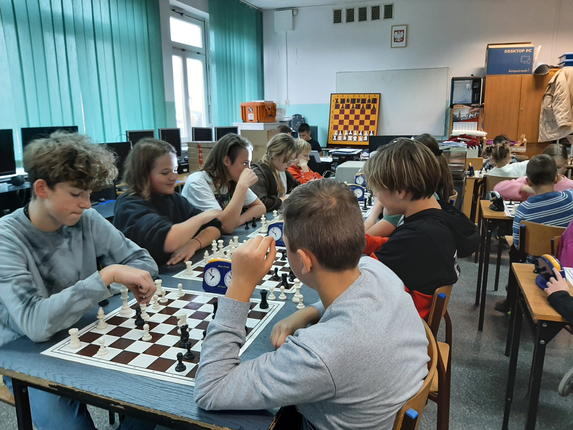 III i IV Międzyszkolny Turniej Szachowy w Szachach Szybkich  w Przelewicach – „Jest szachowo!” - Obrazek 6