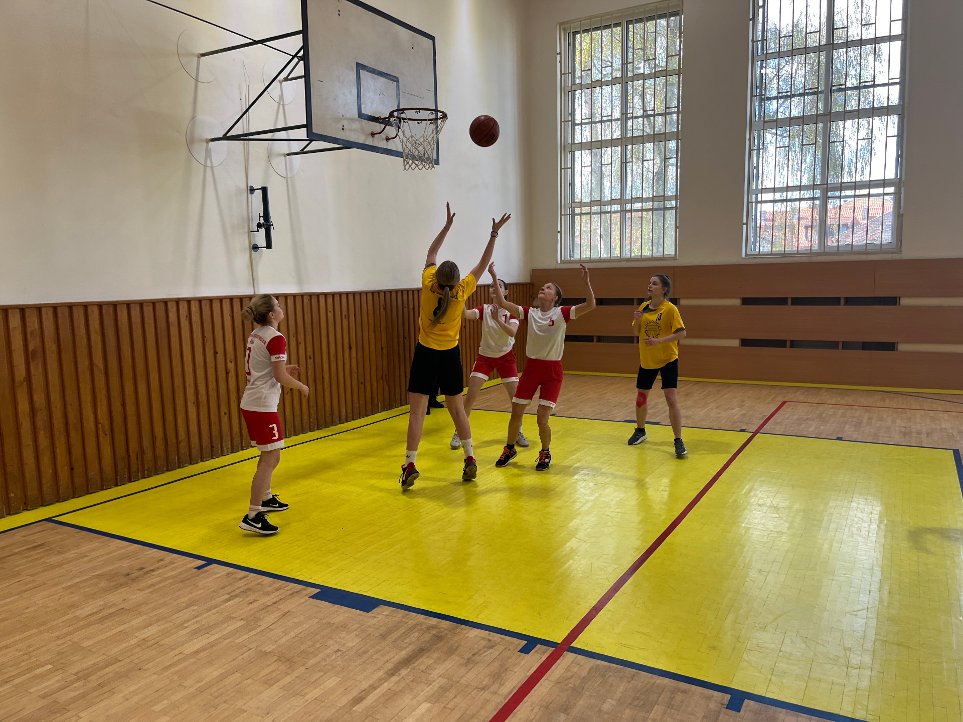 Basketbal - okresné kolo - Obrázok 3